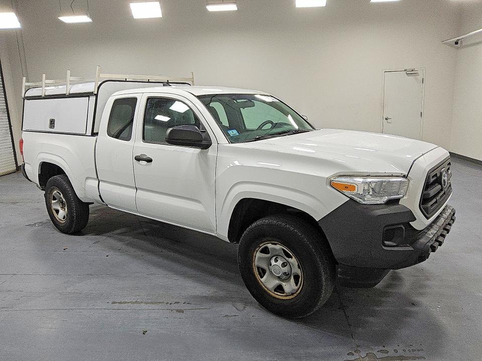 2017 Toyota Tacoma მანქანა იყიდება აუქციონზე, vin: 5TFRX5GN6HX080781, აუქციონის ნომერი: 68625796