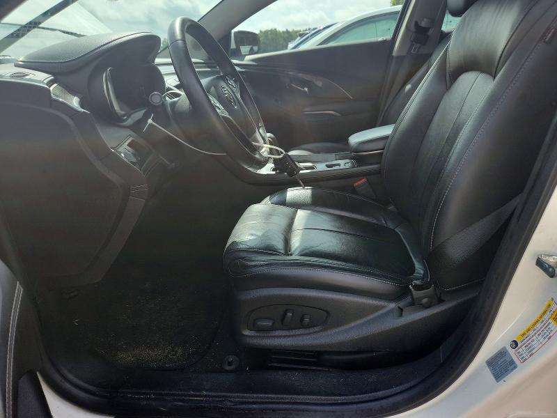 67495636 :رقم المزاد ، 1G4GB5GR1EF205689 vin ، 2014 Buick Lacrosse مزاد بيع