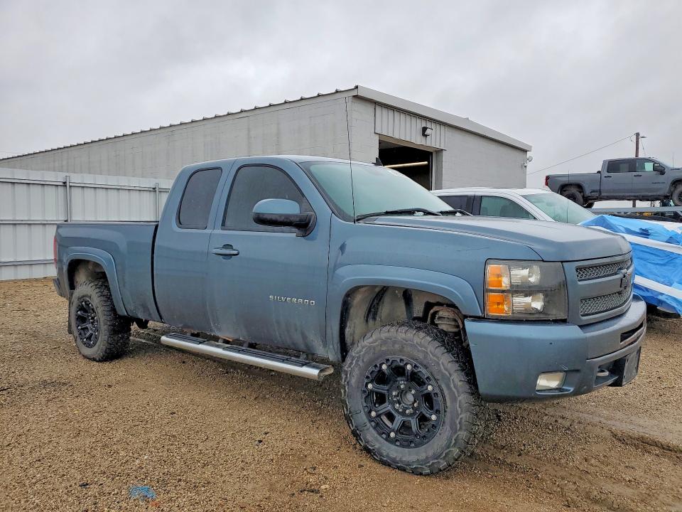 Продажа на аукционе авто 2011 Chevrolet Silverado, vin: 1GCRKSE34BZ136324, номер лота: 69926746