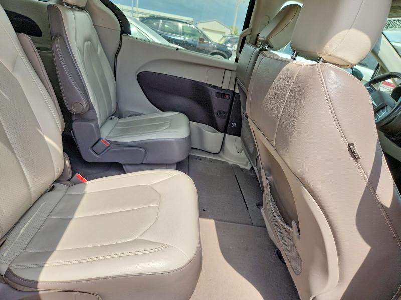 Продажа на аукционе авто 2018 Chrysler Pacifica, vin: 2C4RC1BG8JR142005, номер лота: 67522096