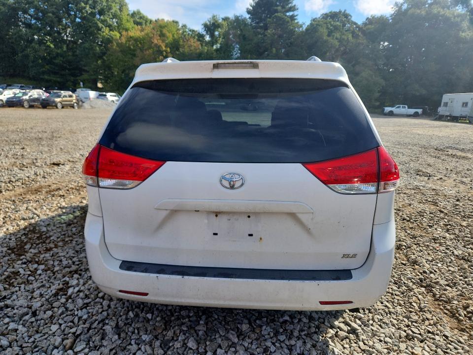 Продаж на аукціоні авто 2011 Toyota Sienna, vin: 5TDYK3DC0BS001815, номер лоту: 69295536