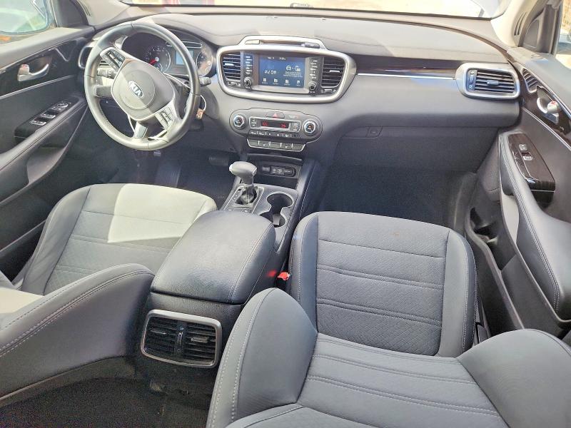 67894936 :رقم المزاد ، 5XYPG4A34KG601127 vin ، 2019 Kia Sorento مزاد بيع