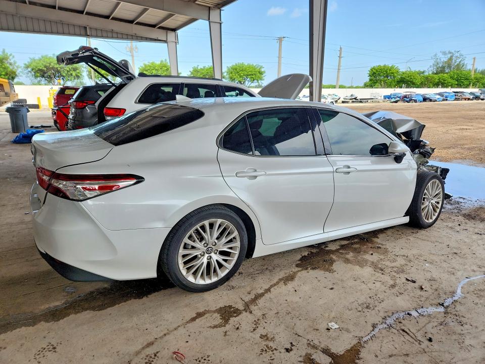 Продаж на аукціоні авто 2020 Toyota Camry, vin: 4T1F11AK9LU872554, номер лоту: 68736516