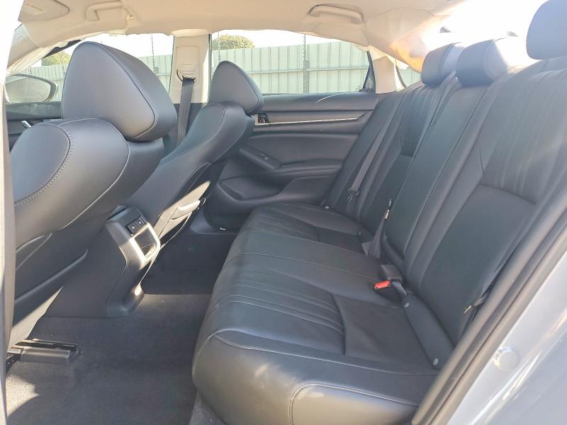 68649406 :رقم المزاد ، 1HGCV1F40NA105770 vin ، 2022 Honda Accord مزاد بيع