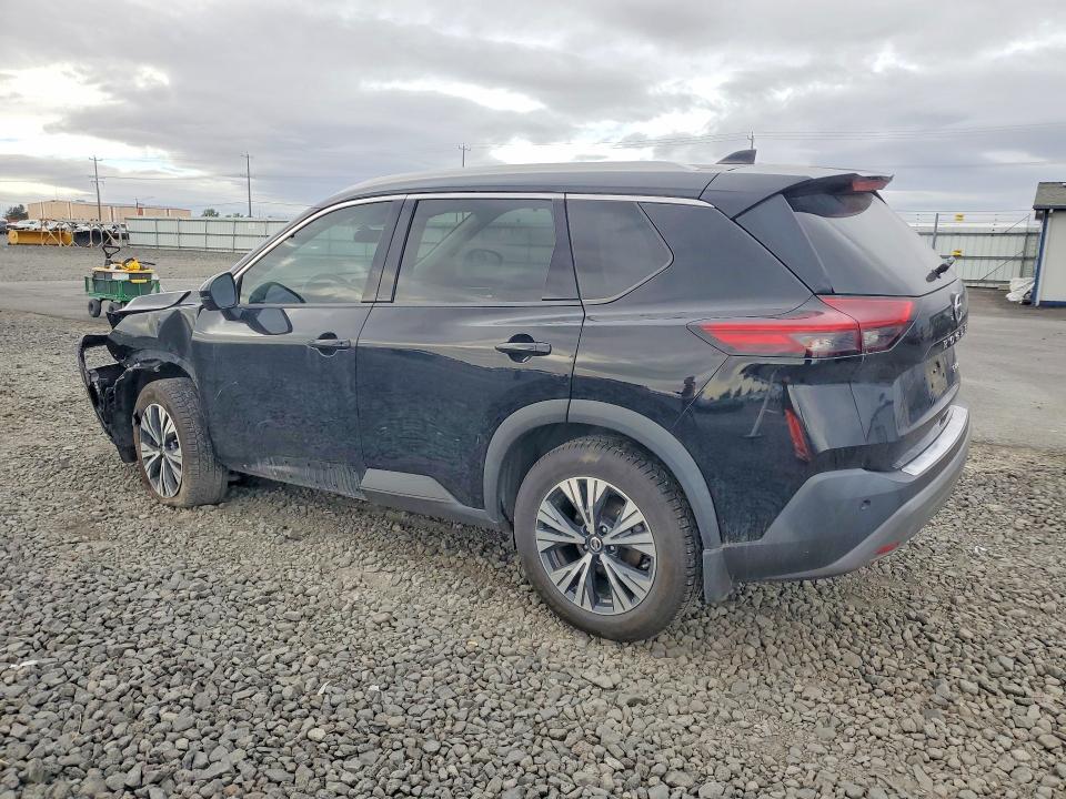 70560646 :رقم المزاد ، 5N1AT3BBXMC680565 vin ، 2021 Nissan Rogue مزاد بيع
