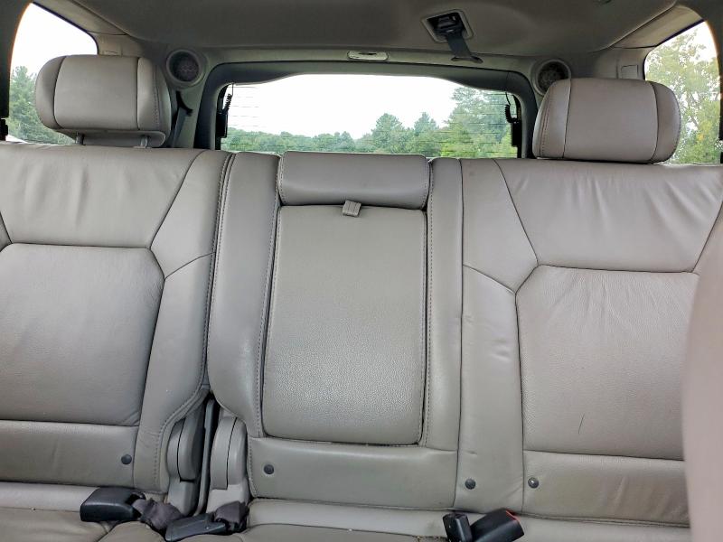 69703936 :رقم المزاد ، 5FNYF4H69BB026215 vin ، 2011 Honda Pilot مزاد بيع