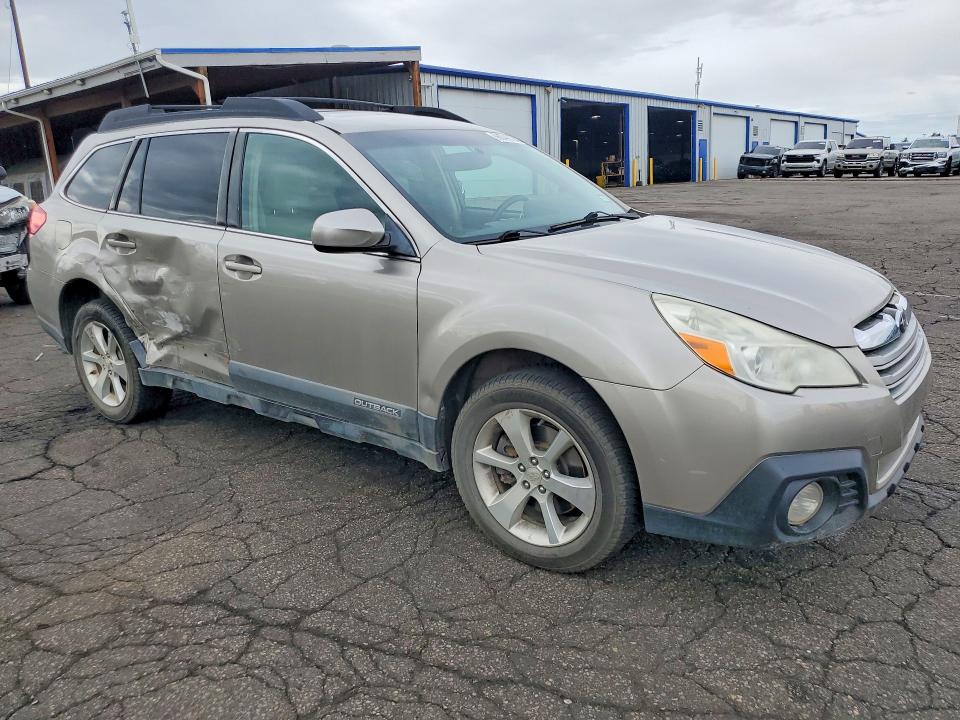 2014 Subaru Outback მანქანა იყიდება აუქციონზე, vin: 4S4BRDLC5E2302743, აუქციონის ნომერი: 69044576