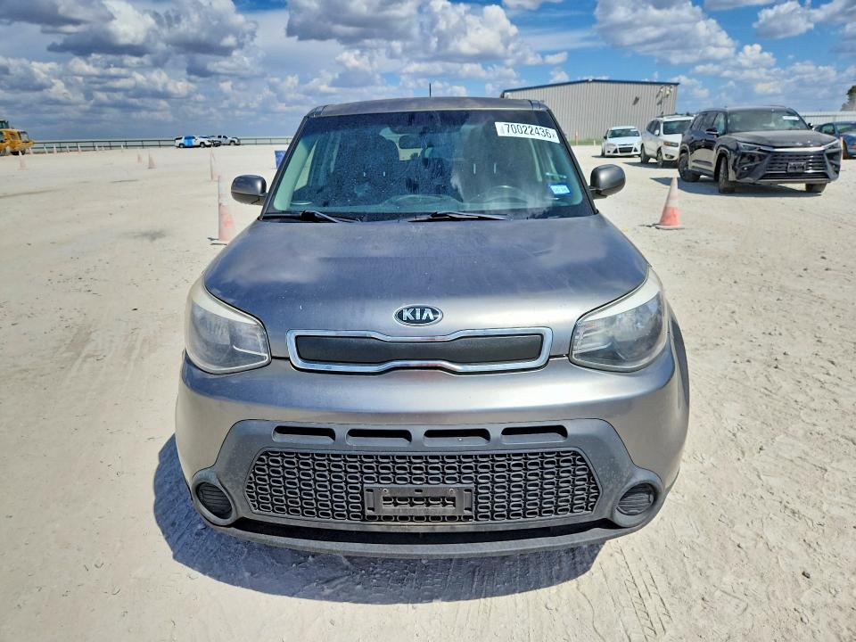 Продажа на аукционе авто 2016 Kia Soul, vin: KNDJN2A25G7393934, номер лота: 70022436
