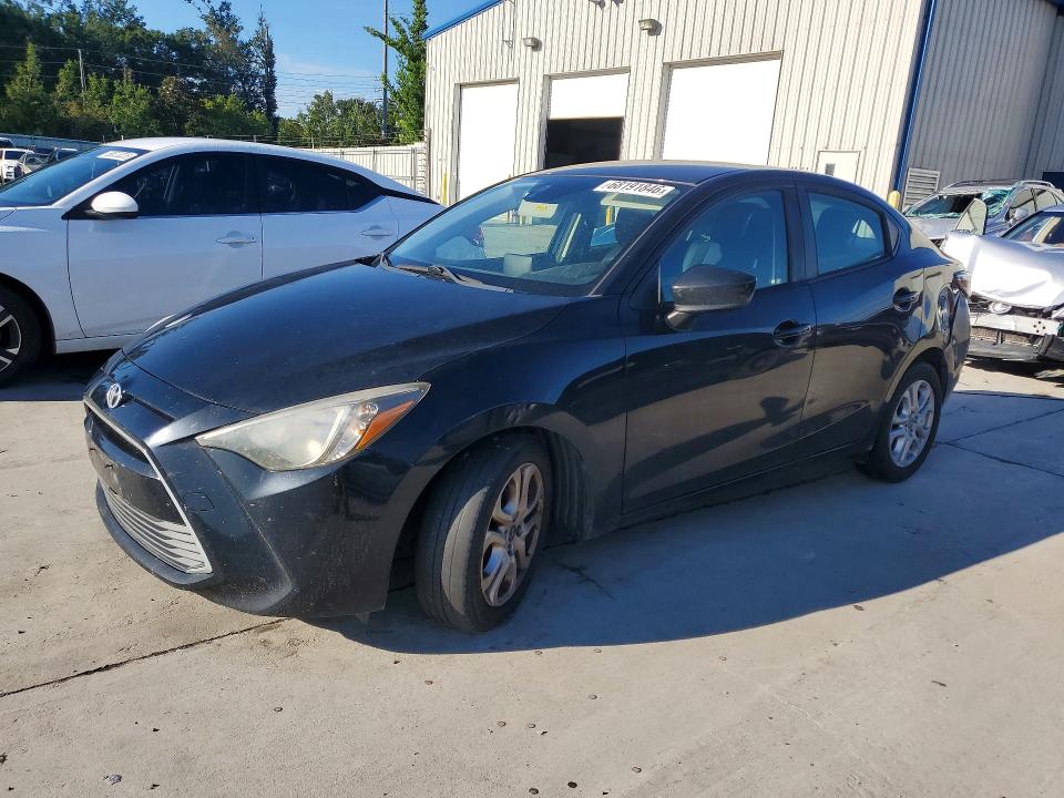 68191846 :رقم المزاد ، 3MYDLBYV8HY173224 vin ، 2017 Toyota Yaris Ia مزاد بيع