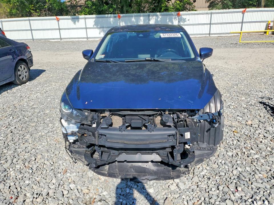 67332326 :رقم المزاد ، 3MZBN1V38JM252142 vin ، 2018 Mazda 3 مزاد بيع