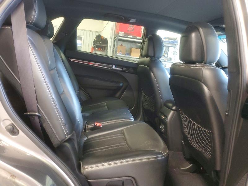 70140576 :رقم المزاد ، 5XYKW4A72FG593342 vin ، 2015 Kia Sorento مزاد بيع