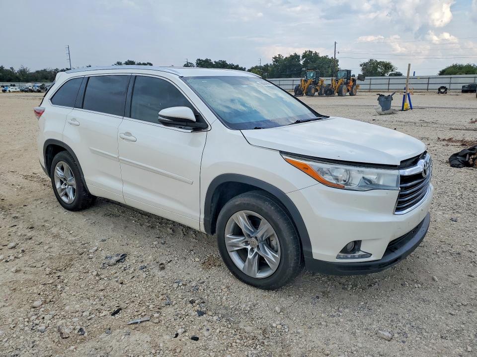 2015 Toyota Highlander მანქანა იყიდება აუქციონზე, vin: 5TDYKRFH8FS108063, აუქციონის ნომერი: 68884606
