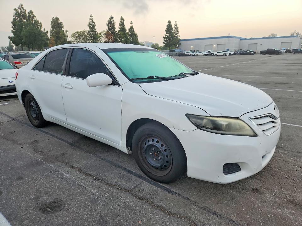68260256 :رقم المزاد ، 4TFBF3EK7AR019871         vin ، 2010 Toyota Camry مزاد بيع