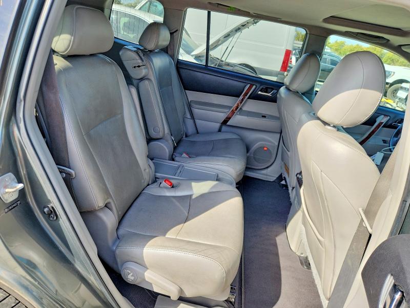 2013 Toyota Highlander მანქანა იყიდება აუქციონზე, vin: 5TDDK3EH4DS271660, აუქციონის ნომერი: 69897456