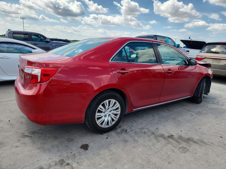 66852066 :رقم المزاد ، 4T1BF1FKXCU531592 vin ، 2012 Toyota Camry مزاد بيع
