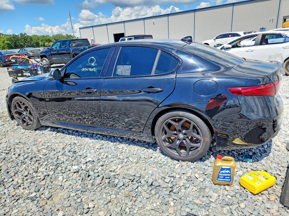 2021 Alfa Romeo Giulia მანქანა იყიდება აუქციონზე, vin: ZARFAMAN6M7641603, აუქციონის ნომერი: 68735736