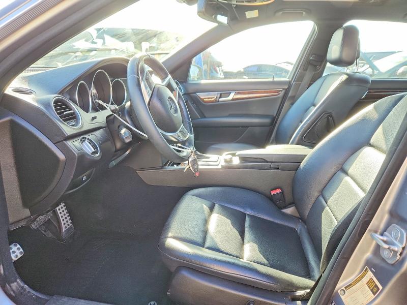 69229176 :رقم المزاد ، WDDGF4HB6CR214118 vin ، 2012 Mercedes-benz C مزاد بيع