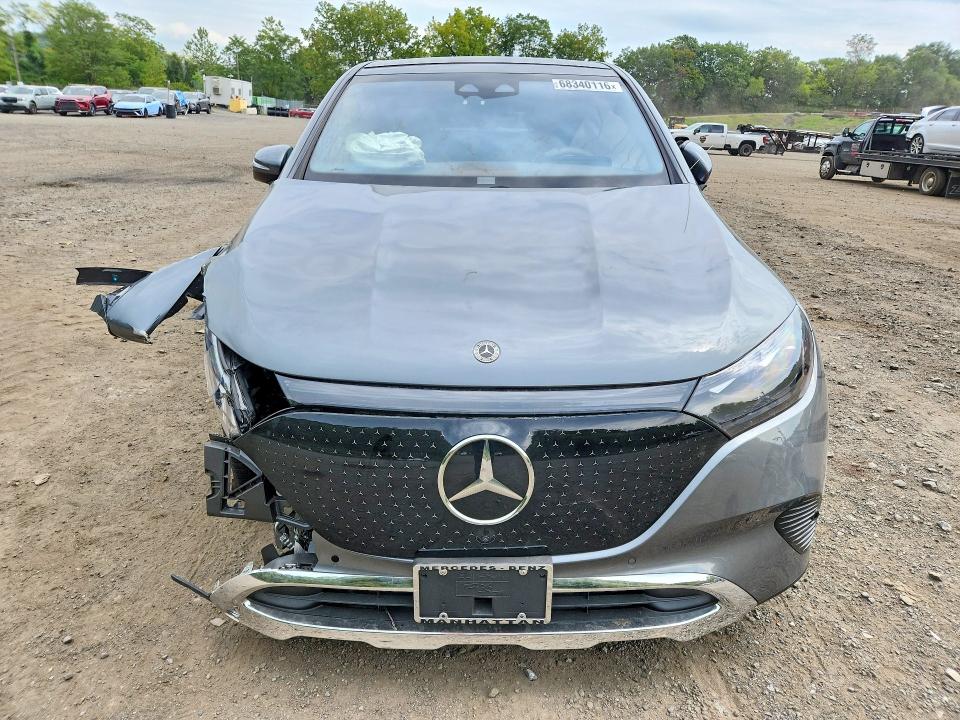 2025 Mercedes-benz Eqe Suv მანქანა იყიდება აუქციონზე, vin: 4JGGM1CB5SA068096, აუქციონის ნომერი: 68340116