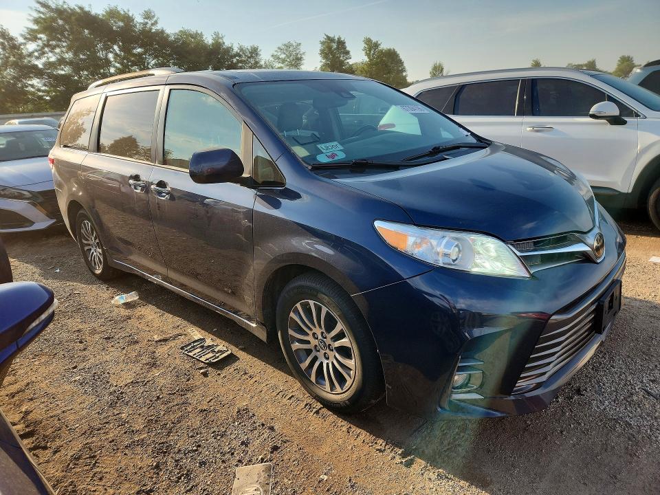 Продажа на аукционе авто 2019 Toyota Sienna, vin: 5TDYZ3DC0KS012356, номер лота: 67394196