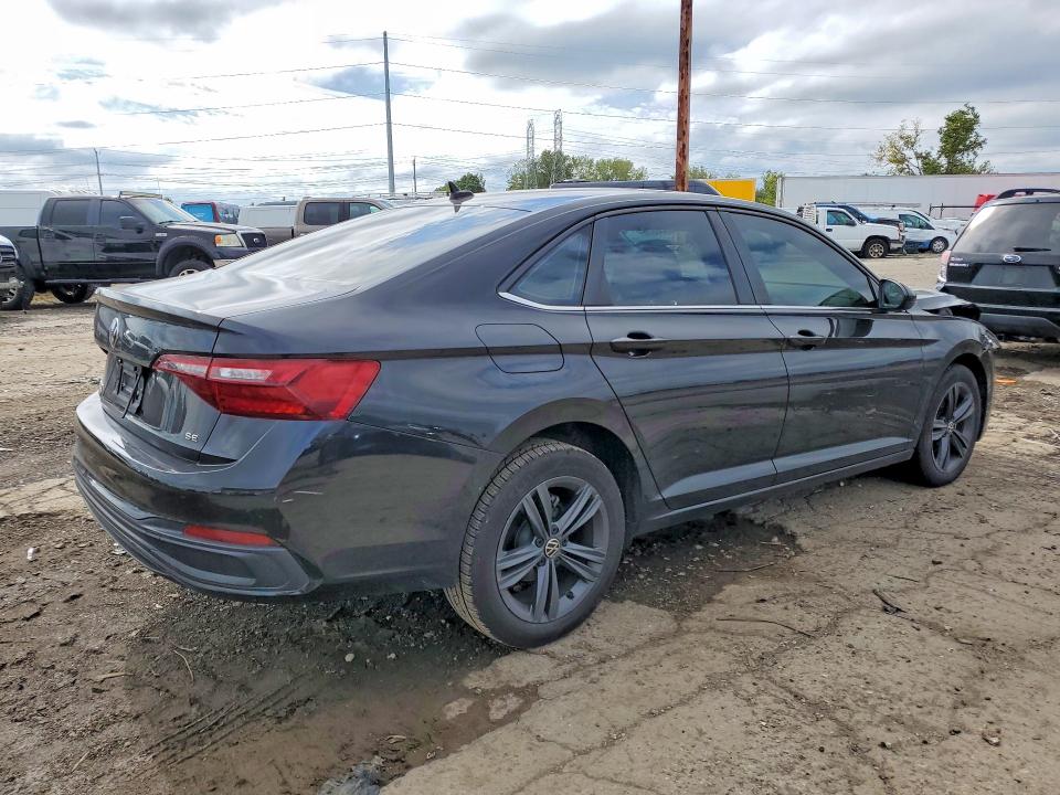 69968976 :رقم المزاد ، 3VW7M7BU0NM006491 vin ، 2022 Volkswagen Jetta مزاد بيع
