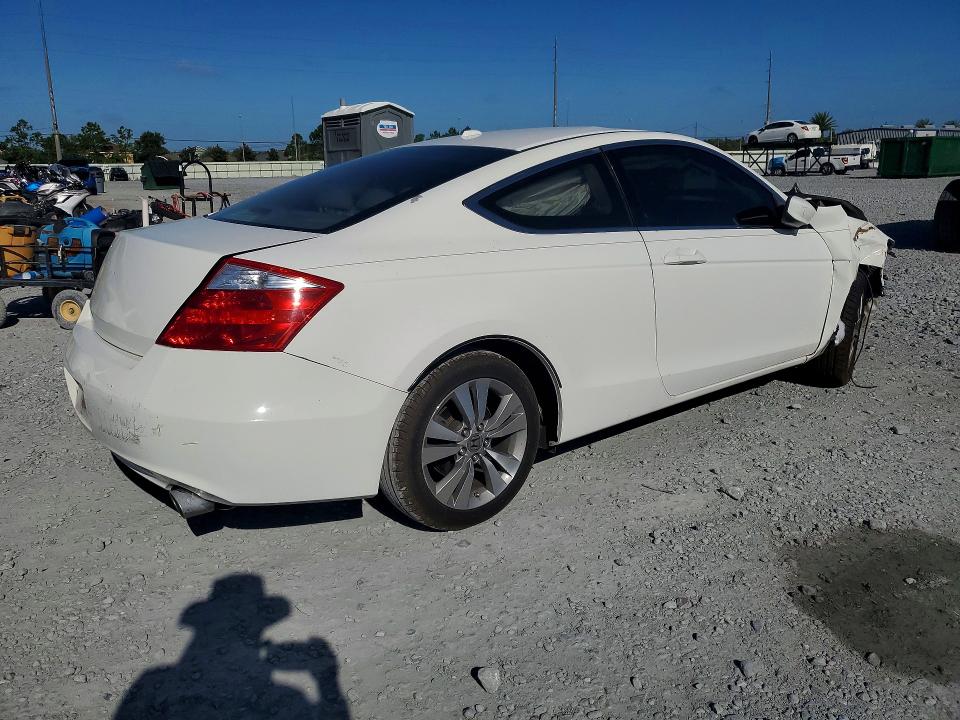 69551596 :رقم المزاد ، 1HGCS1B8XAA016025 vin ، 2010 Honda Accord مزاد بيع