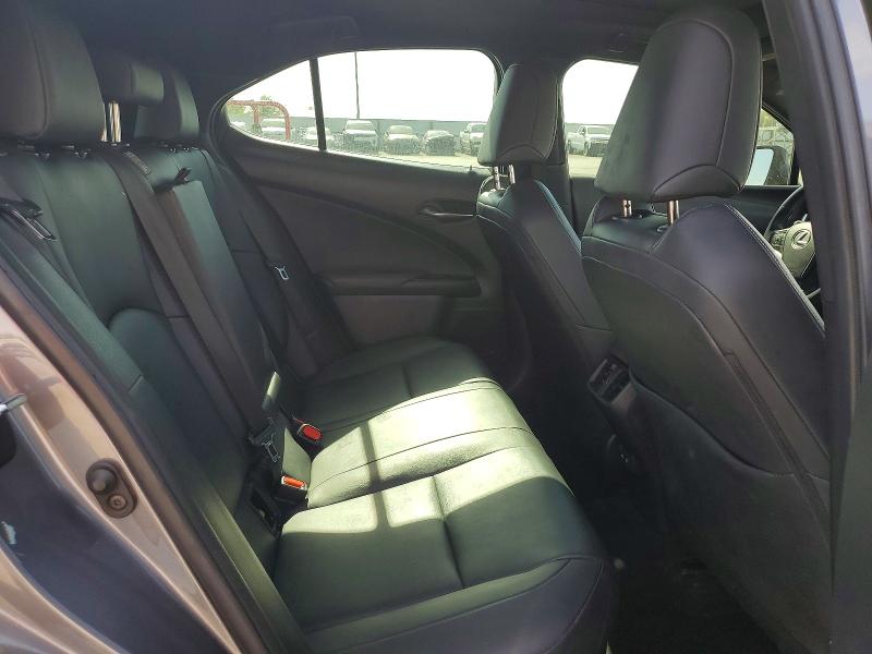 2021 Lexus Ux მანქანა იყიდება აუქციონზე, vin: JTHP9JBHXM2043363, აუქციონის ნომერი: 69569356