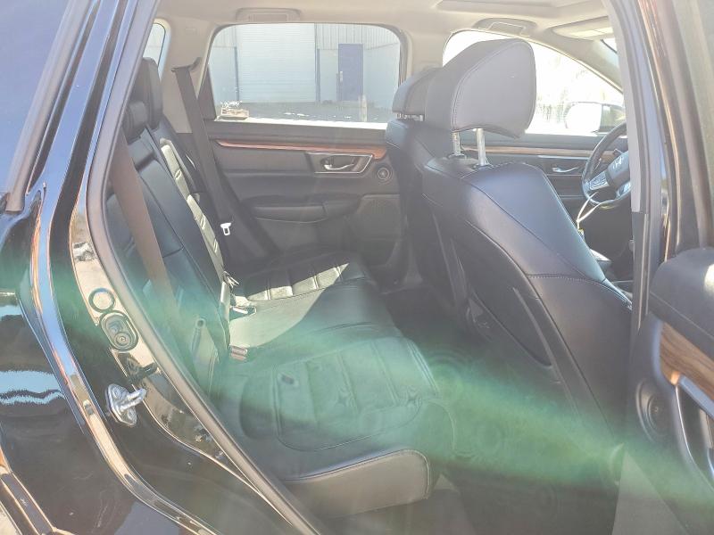 Продаж на аукціоні авто 2018 Honda Cr-v, vin: 7FARW2H88JE025828, номер лоту: 69455646