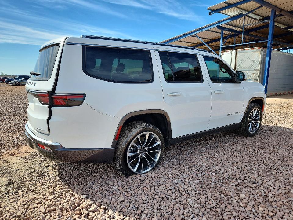 67117526 :رقم المزاد ، 1C4SJUDT3NS138290 vin ، 2022 Jeep Wagoneer مزاد بيع