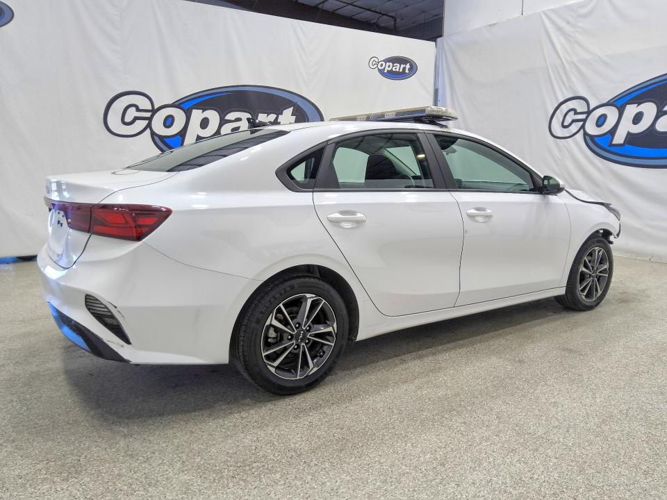 70648706 :رقم المزاد ، 3KPF24AD9RE836262 vin ، 2024 Kia Forte مزاد بيع