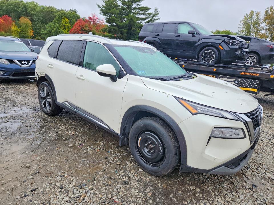 70284286 :رقم المزاد ، 5N1AT3CB4MC685825 vin ، 2021 Nissan Rogue مزاد بيع