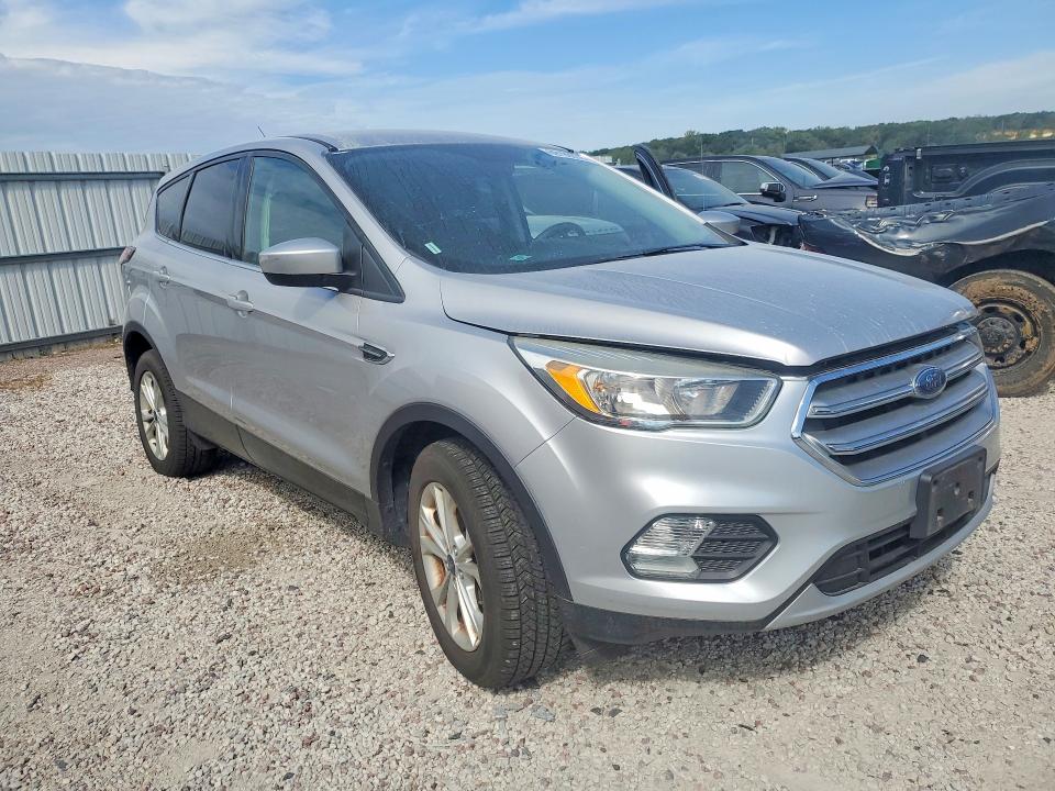 Продаж на аукціоні авто 2017 Ford Escape, vin: 1FMCU9G97HUA15735, номер лоту: 69190676