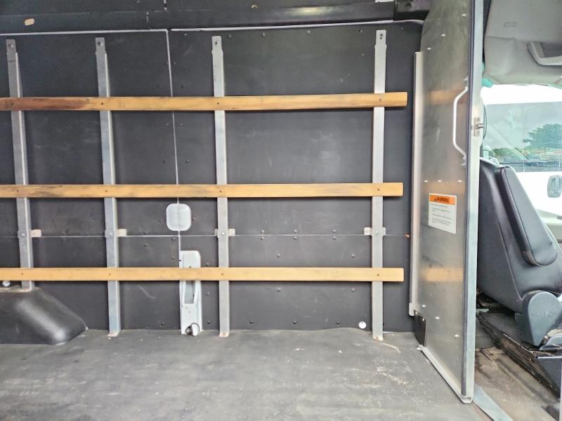 69528226 :رقم المزاد ، 1FTBR1X80PKB06172 vin ، 2023 Ford Transit مزاد بيع