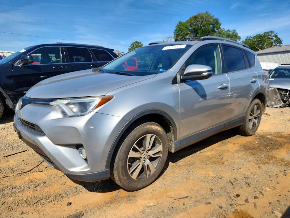 Auction sale of the 2018 Toyota Rav4, vin: JTMRFREVXJJ202158, lot number: 68158376
