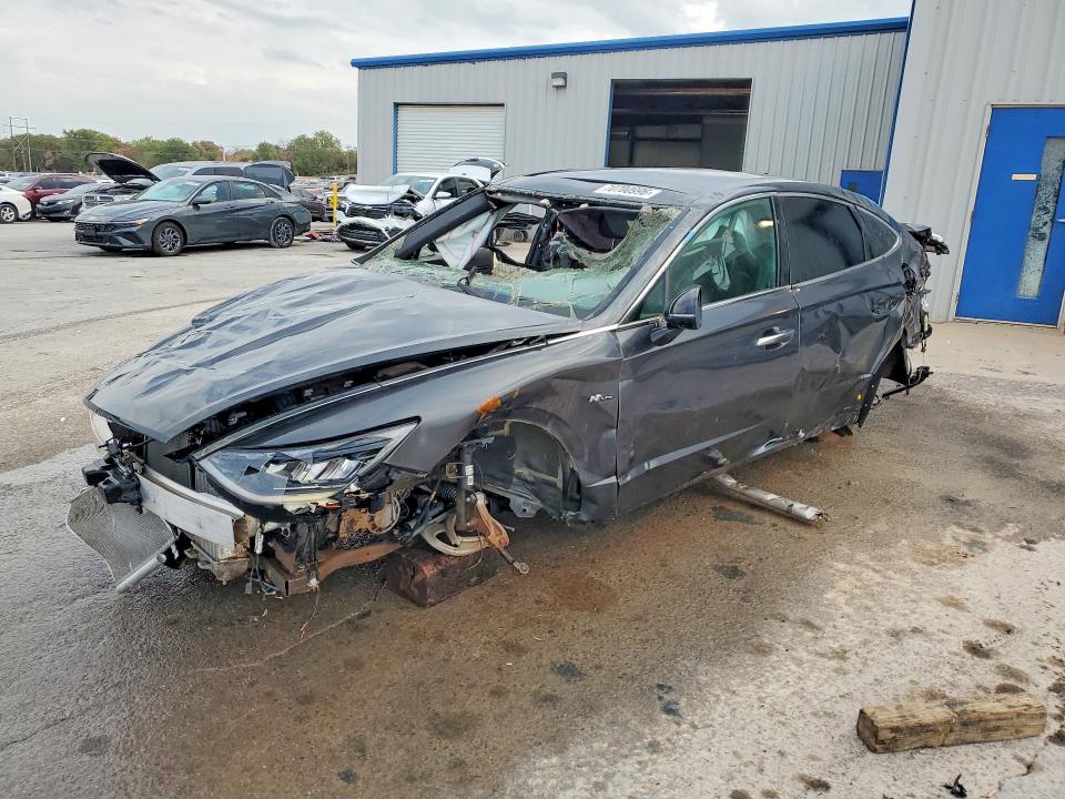 Продажа на аукционе авто 2021 Hyundai Sonata, vin: 5NPEK4JC2MH112131, номер лота: 70700996