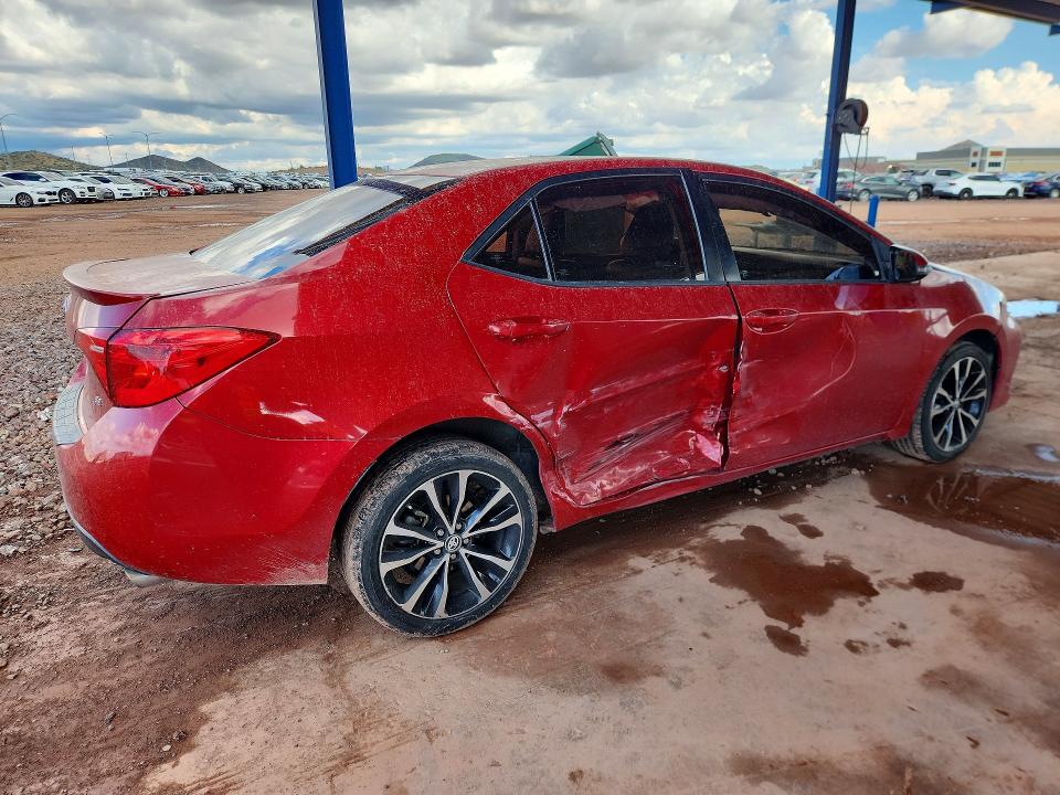 69648216 :رقم المزاد ، 5YFBURHE3HP728429 vin ، 2017 Toyota Corolla مزاد بيع