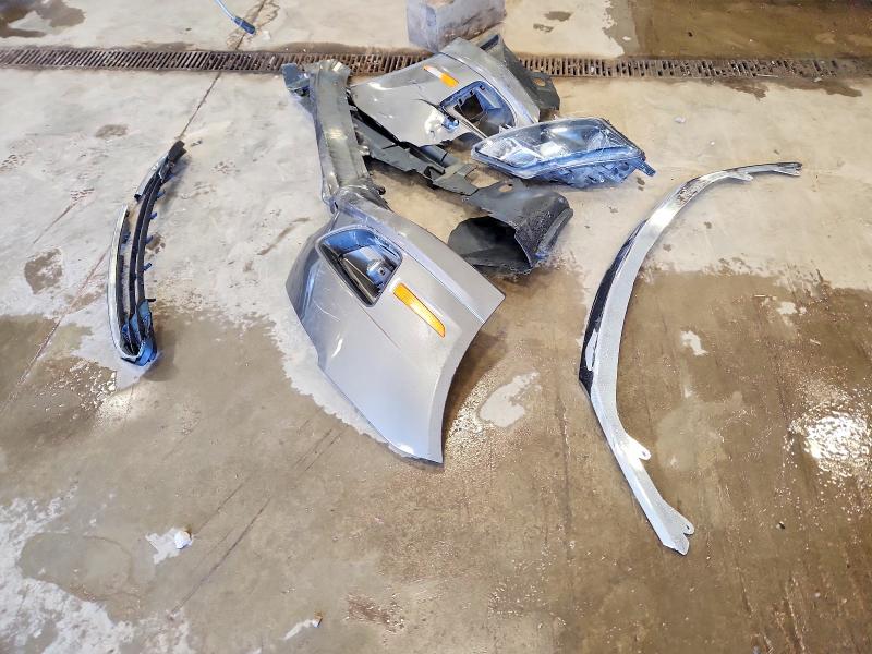 2010 Ford Fusion მანქანა იყიდება აუქციონზე, vin: 3FAHP0HA3AR326488, აუქციონის ნომერი: 70729096