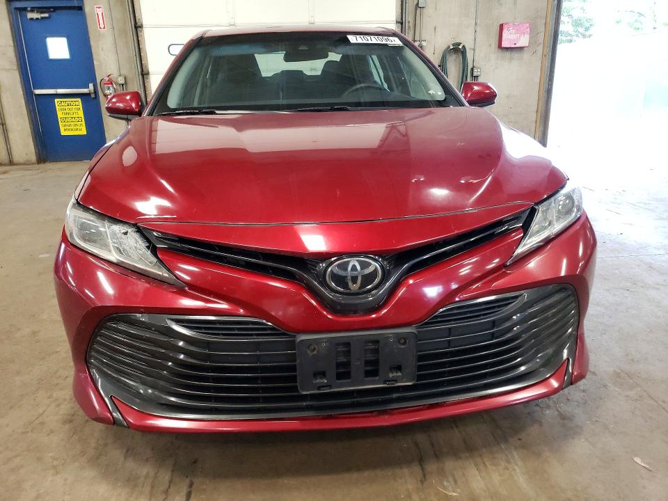 Aukcja sprzedaży 2018 Toyota Camry, vin: 4T1B11HK4JU568856, numer aukcji: 71071096