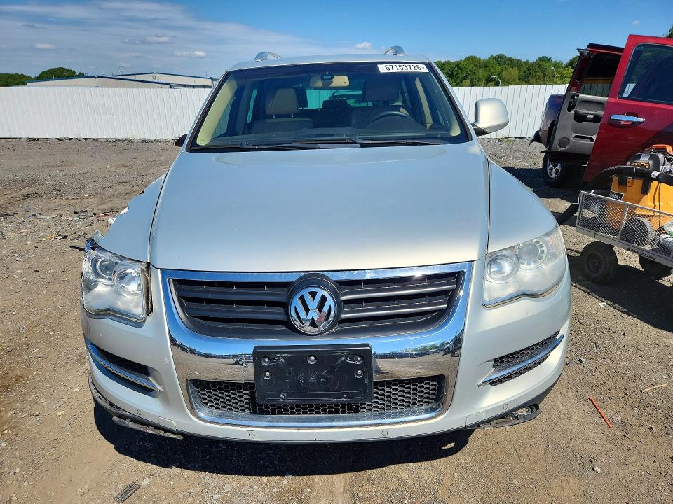 Aukcja sprzedaży 2010 Volkswagen Touareg, vin: WVGBF7A96AD003939, numer aukcji: 67163726
