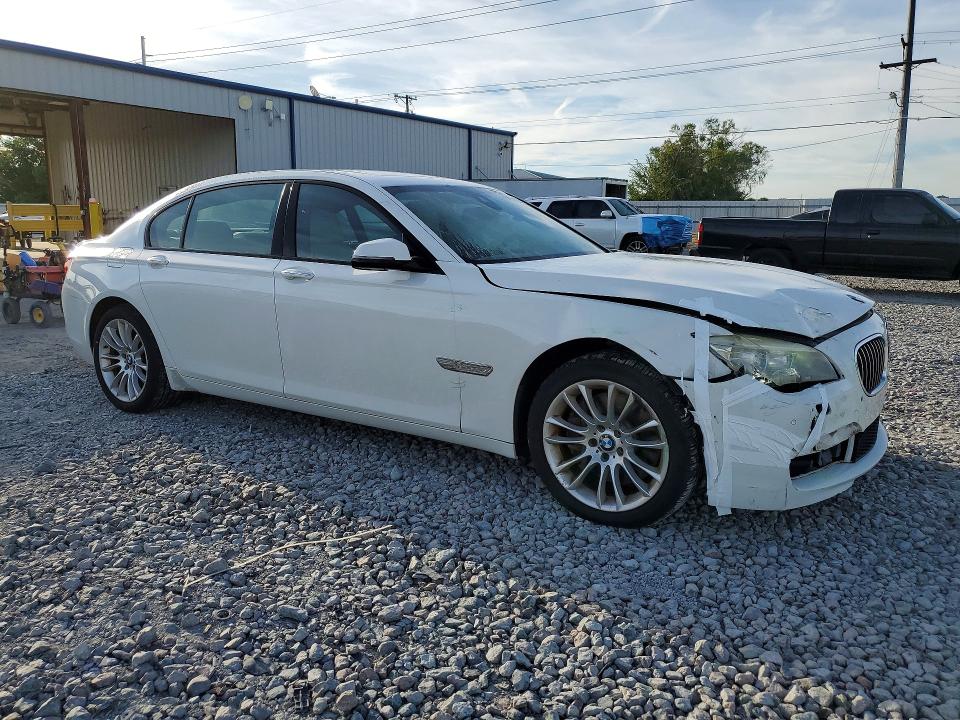 Продажа на аукционе авто 2013 Bmw 750, vin: WBAYE8C52DD133784, номер лота: 70659086