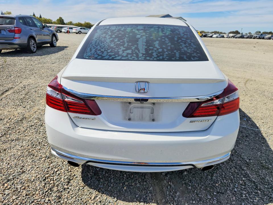 68290846 :رقم المزاد ، 1HGCR2F54GA141726 vin ، 2016 Honda Accord مزاد بيع