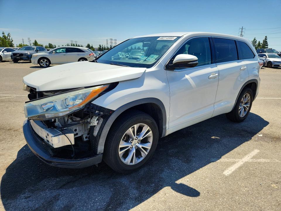 68274556 :رقم المزاد ، 5TDZKRFH0FS117148 vin ، 2015 Toyota Highlander مزاد بيع