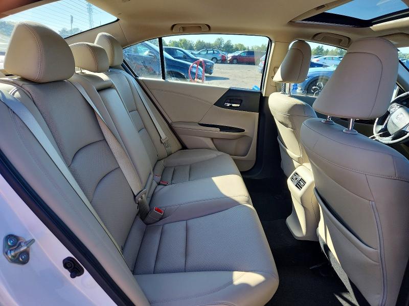 Продажа на аукционе авто 2017 Honda Accord, vin: 1HGCR2F84HA069521, номер лота: 68966206