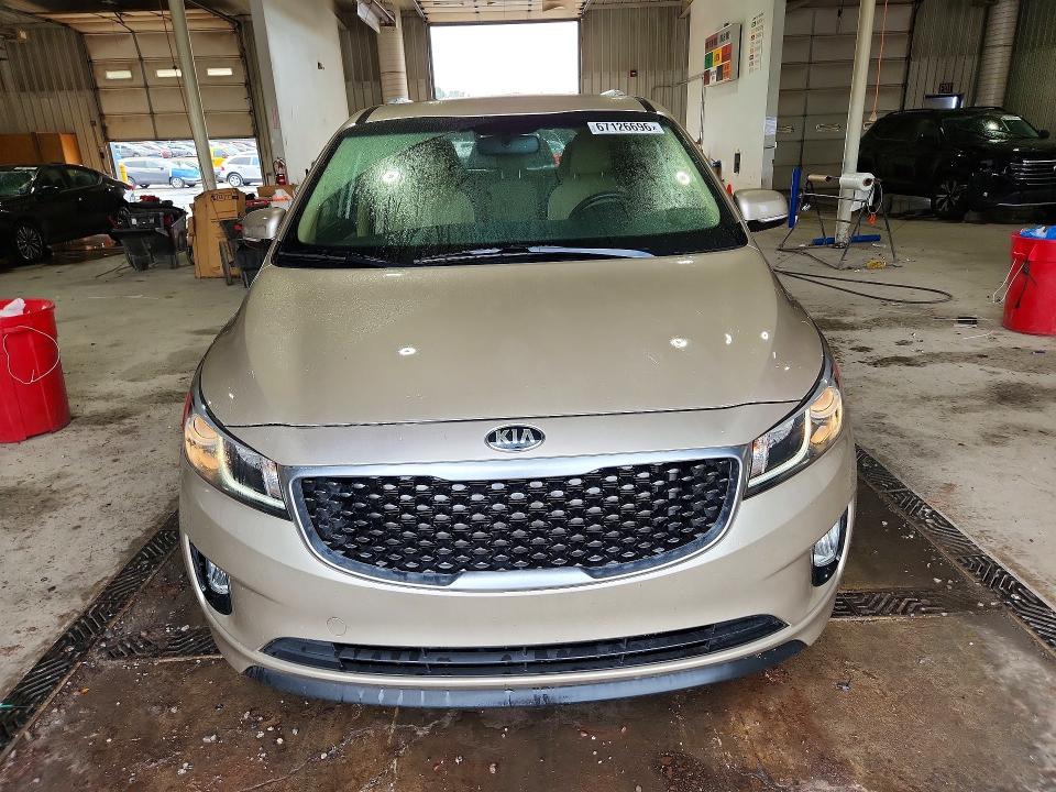 2015 Kia Sedona მანქანა იყიდება აუქციონზე, vin: KNDMC5C18F6019640, აუქციონის ნომერი: 67126696