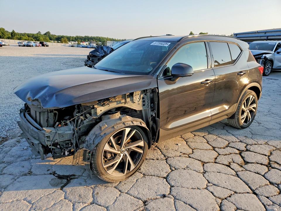 2020 Volvo Xc40 მანქანა იყიდება აუქციონზე, vin: YV4162UM4L2203832, აუქციონის ნომერი: 67269226