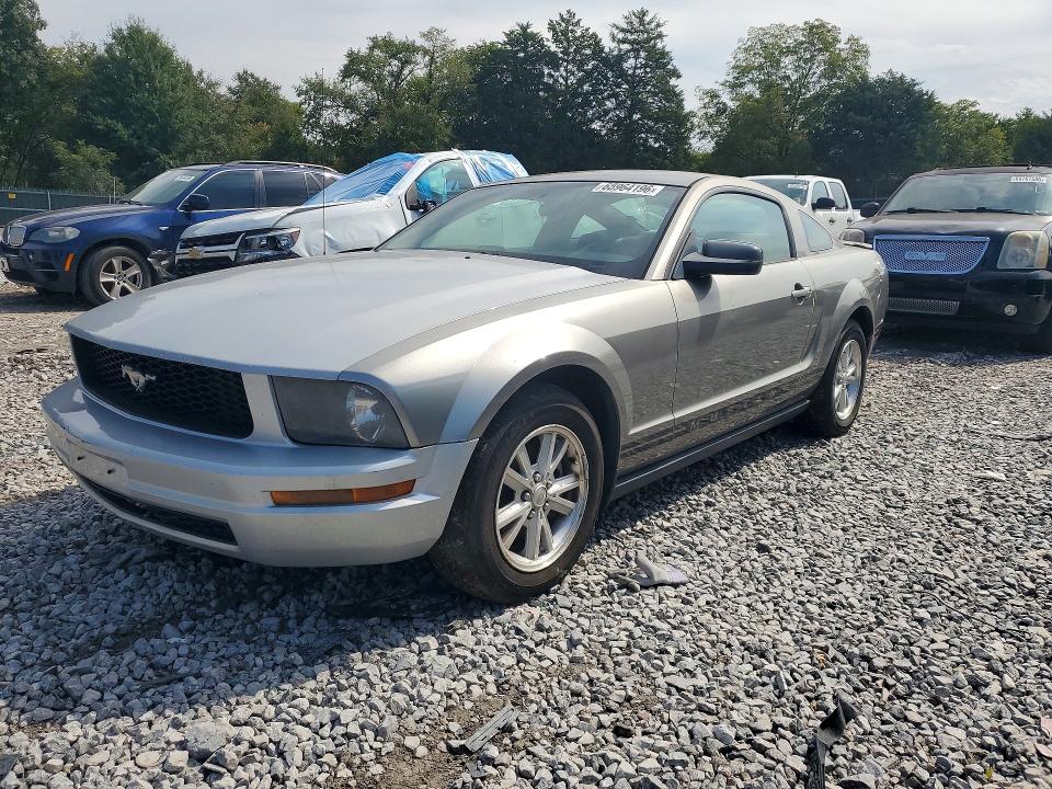 2008 Ford Mustang მანქანა იყიდება აუქციონზე, vin: 1ZVHT80N285198872, აუქციონის ნომერი: 65964196