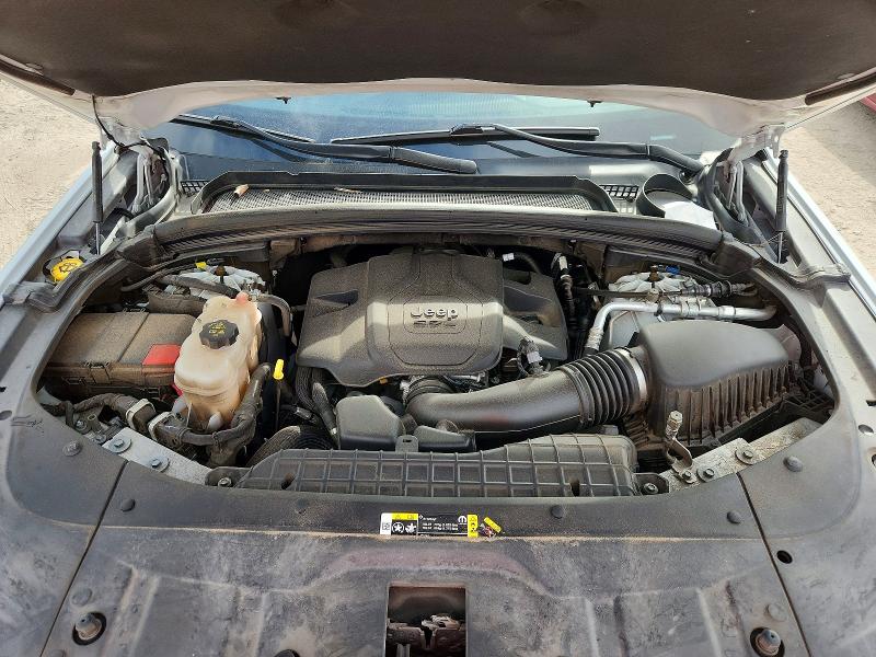 68982186 :رقم المزاد ، 1C4RJHDT2N8582800 vin ، 2022 Jeep Grand Cherokee مزاد بيع
