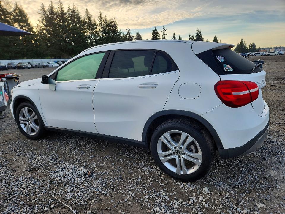 2019 Mercedes-benz Gla მანქანა იყიდება აუქციონზე, vin: WDCTG4EB9KJ590040, აუქციონის ნომერი: 70340176