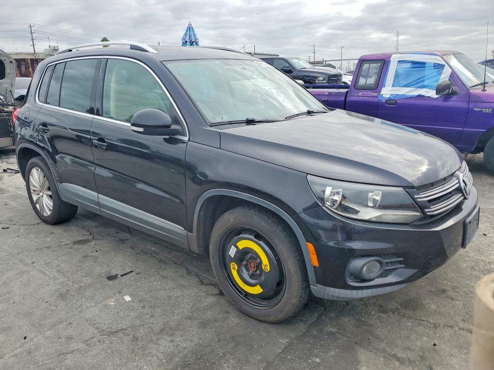 2014 Volkswagen Tiguan მანქანა იყიდება აუქციონზე, vin: WVGAV3AX0EW545148, აუქციონის ნომერი: 69824826