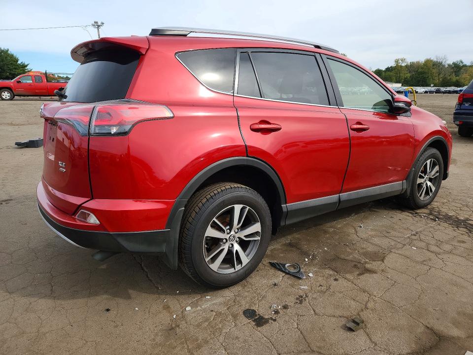 2017 Toyota Rav4 მანქანა იყიდება აუქციონზე, vin: JTMRFREV1HJ167911, აუქციონის ნომერი: 70067306