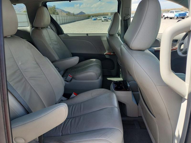 Aukcja sprzedaży 2013 Toyota Sienna, vin: 5TDDK3DC9DS056748, numer aukcji: 68864386
